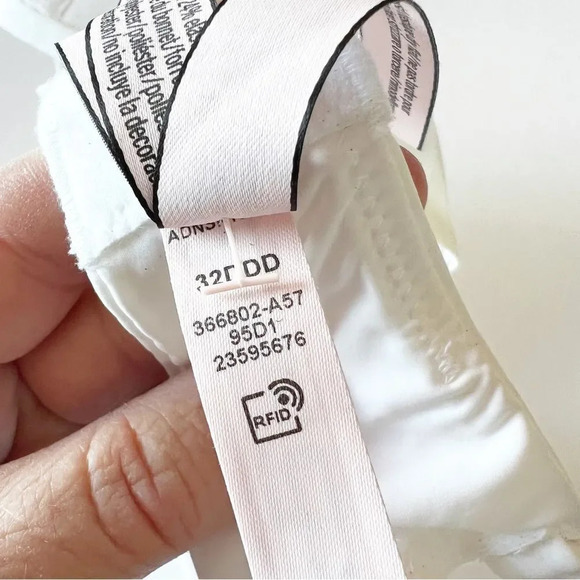 Victoria’s Secret T-shirt Bra Size 32DDD White Push-up Underwire Full Coverage - Picture 4 of 6
